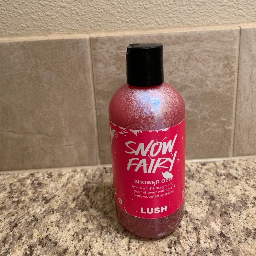 NWT Lush Snow Fairy body wash